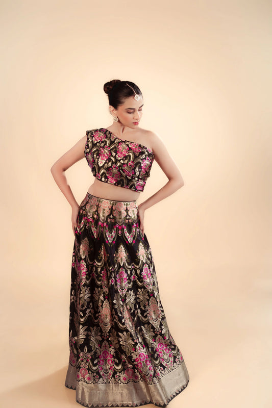 Black Kimkhab Banarasi Brocade Handwoven Fabric Lightweight Lehenga Set