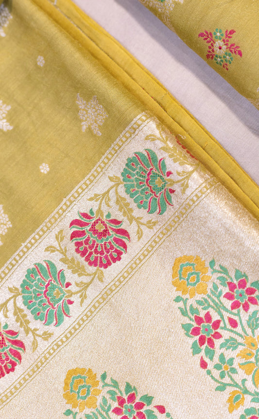 Minakari Kadwa Buta Silk Suit Set