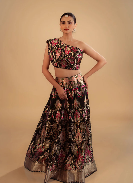 Black Kimkhab Banarasi Brocade Handwoven Fabric Lightweight Lehenga Set